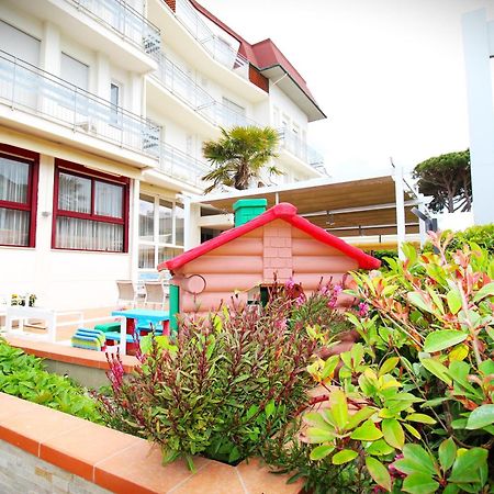 Hotel Manuela Cervia Esterno foto