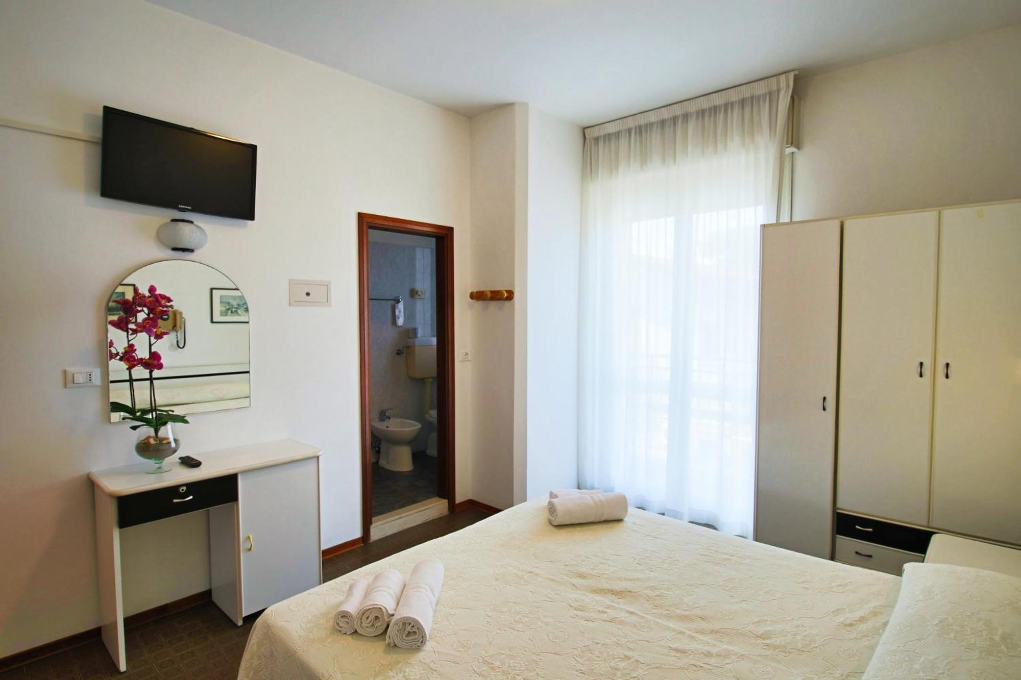 Hotel Manuela Cervia Camera foto
