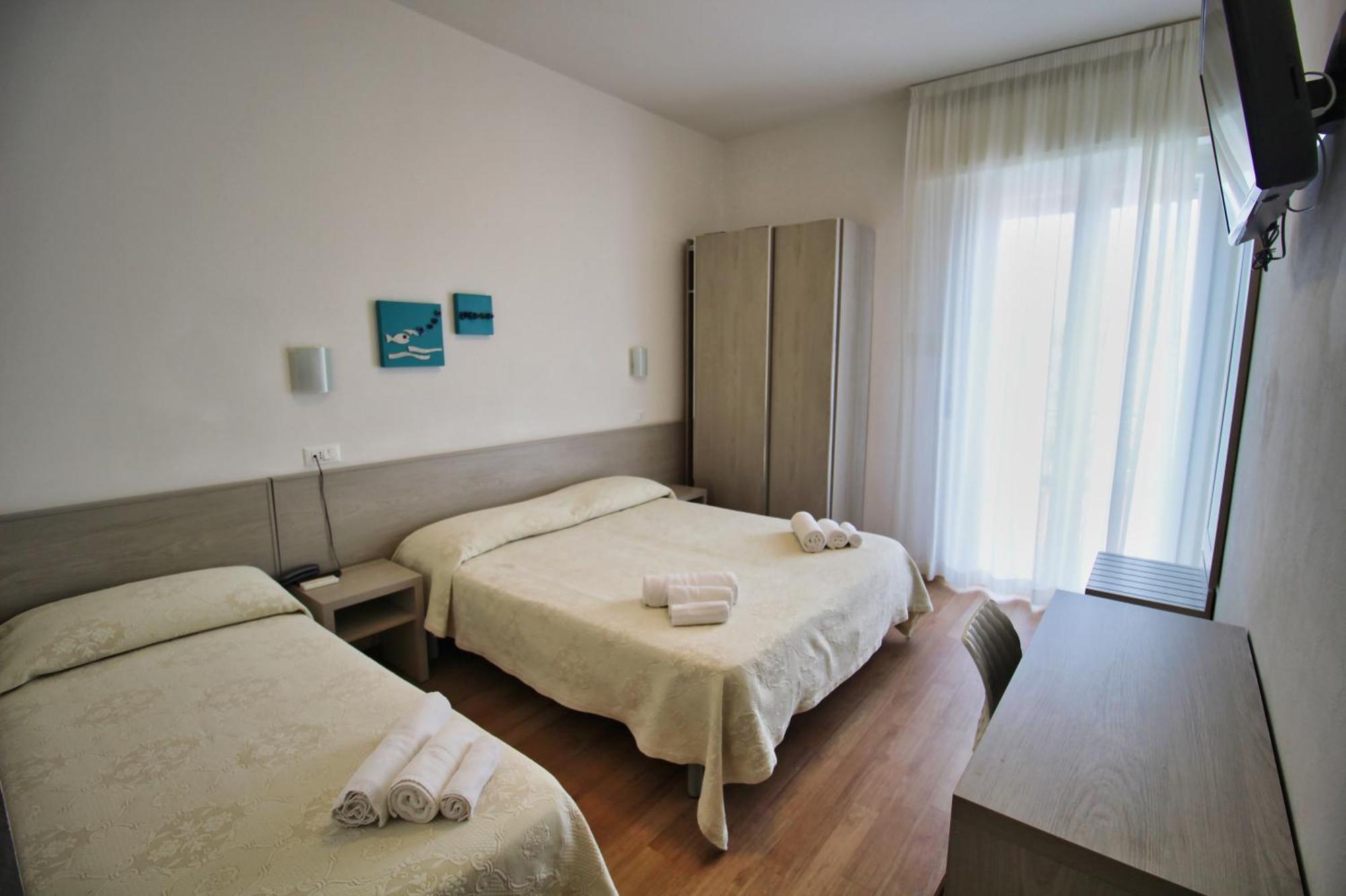 Hotel Manuela Cervia Camera foto