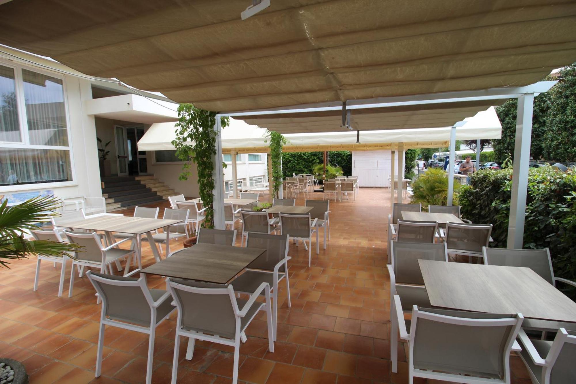 Hotel Manuela Cervia Esterno foto