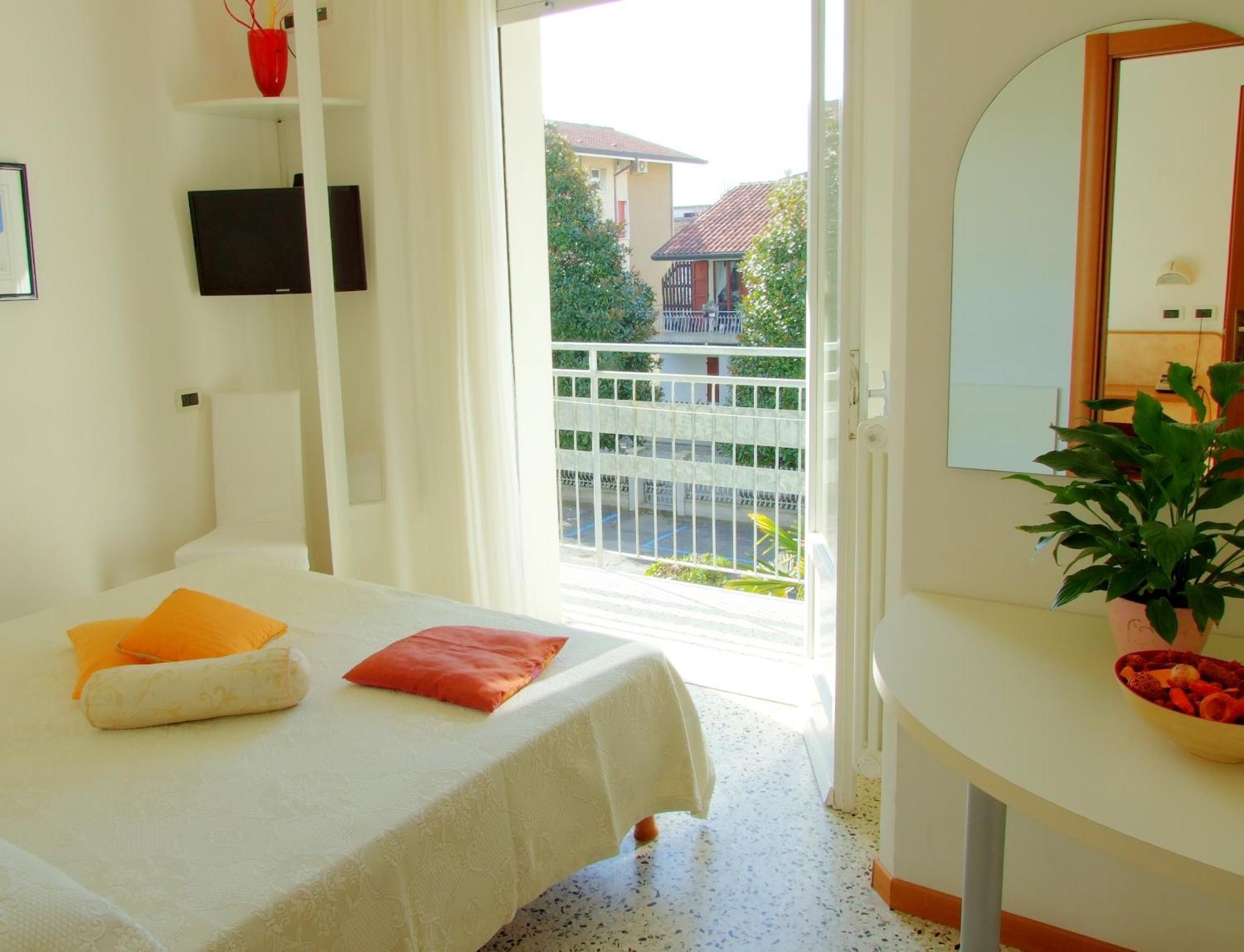 Hotel Manuela Cervia Camera foto